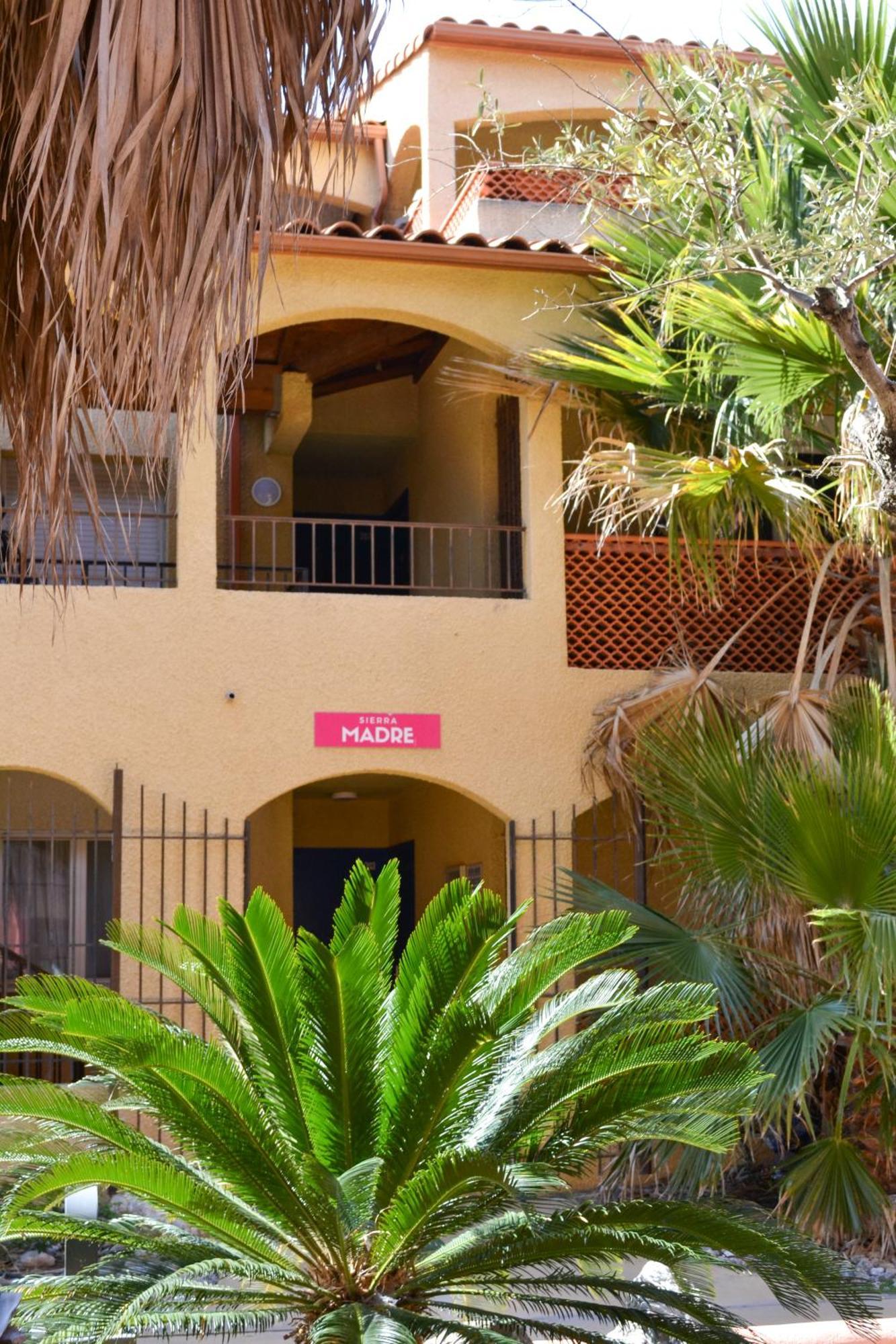 Malibu Village Canet Exterior foto